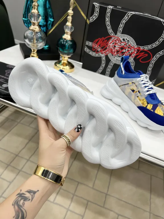 Versace Shoe 